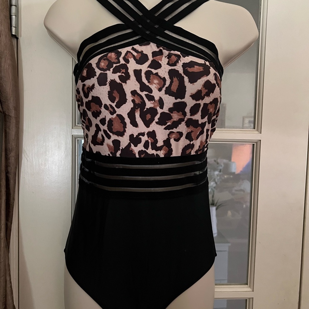 Tempt Me crisscross one piece swimsuit. XS